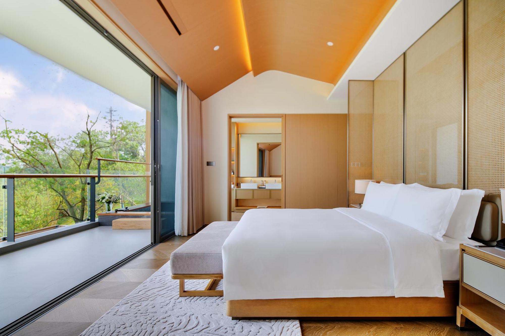 Chengdu Expo Waterfall Hotel - Mgallery Collection Esterno foto