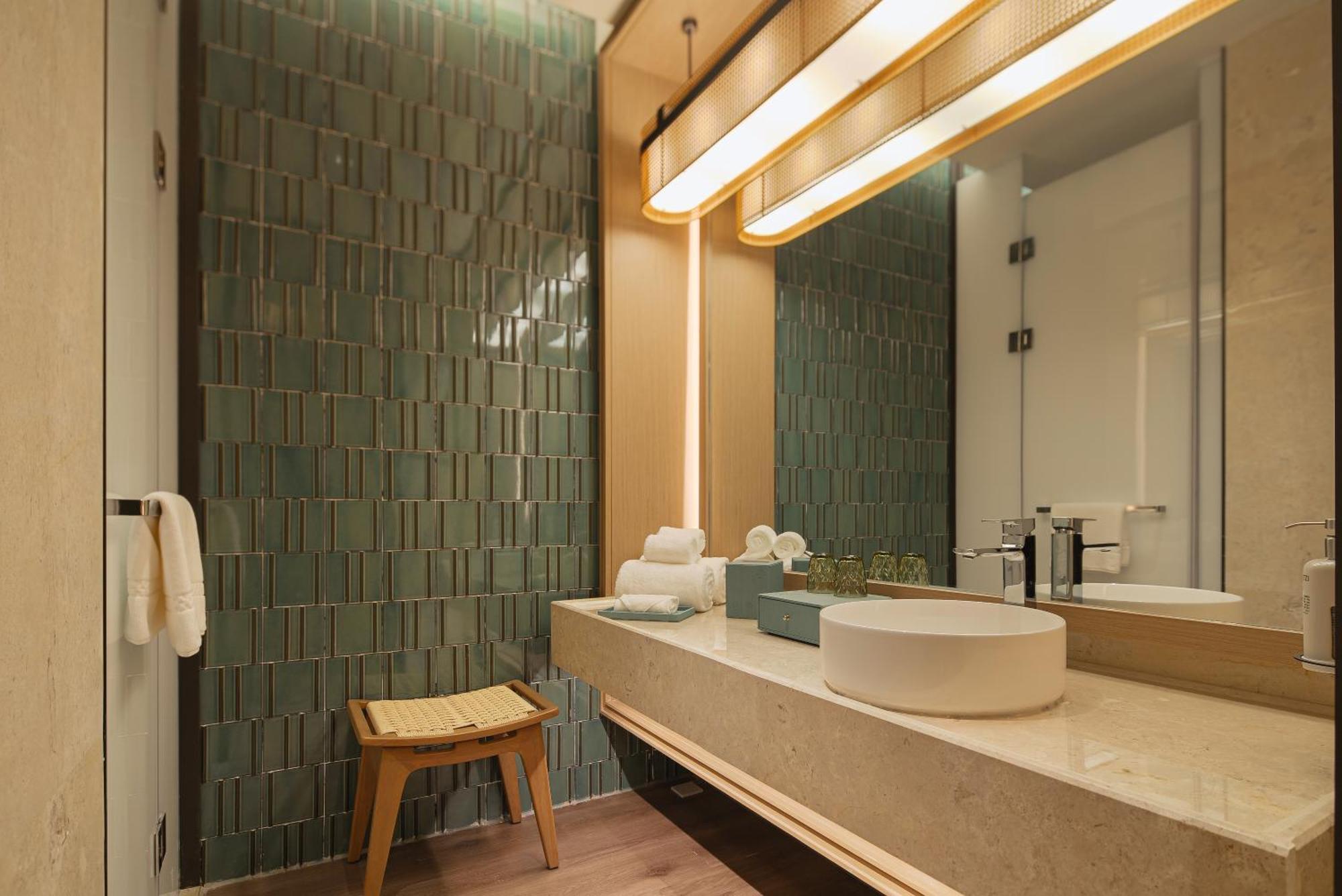 Chengdu Expo Waterfall Hotel - Mgallery Collection Esterno foto