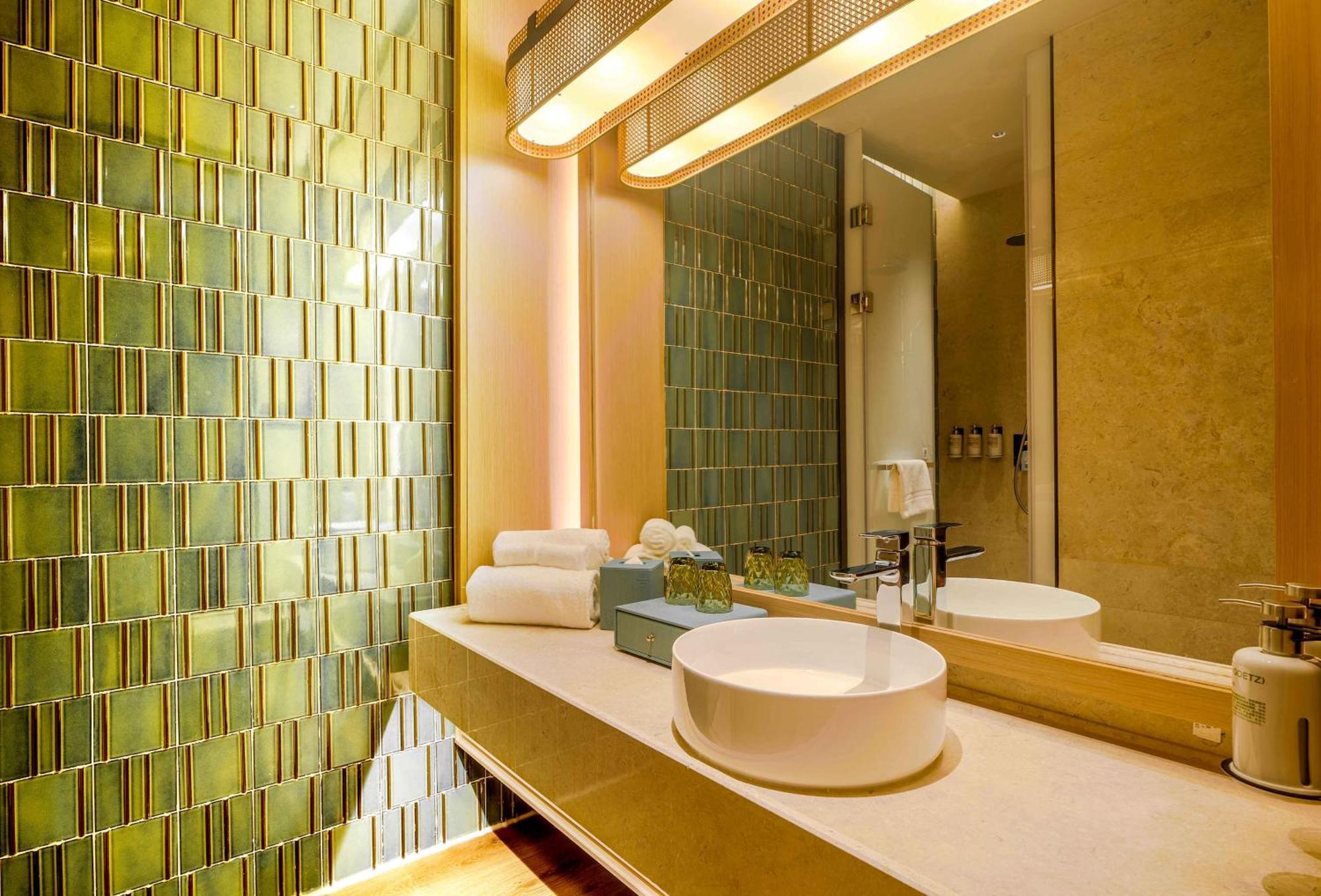 Chengdu Expo Waterfall Hotel - Mgallery Collection Esterno foto