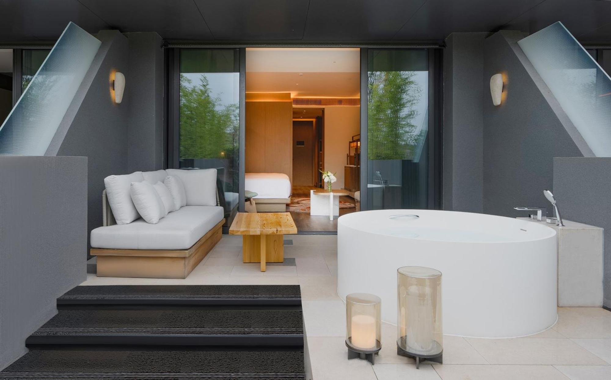 Chengdu Expo Waterfall Hotel - Mgallery Collection Esterno foto