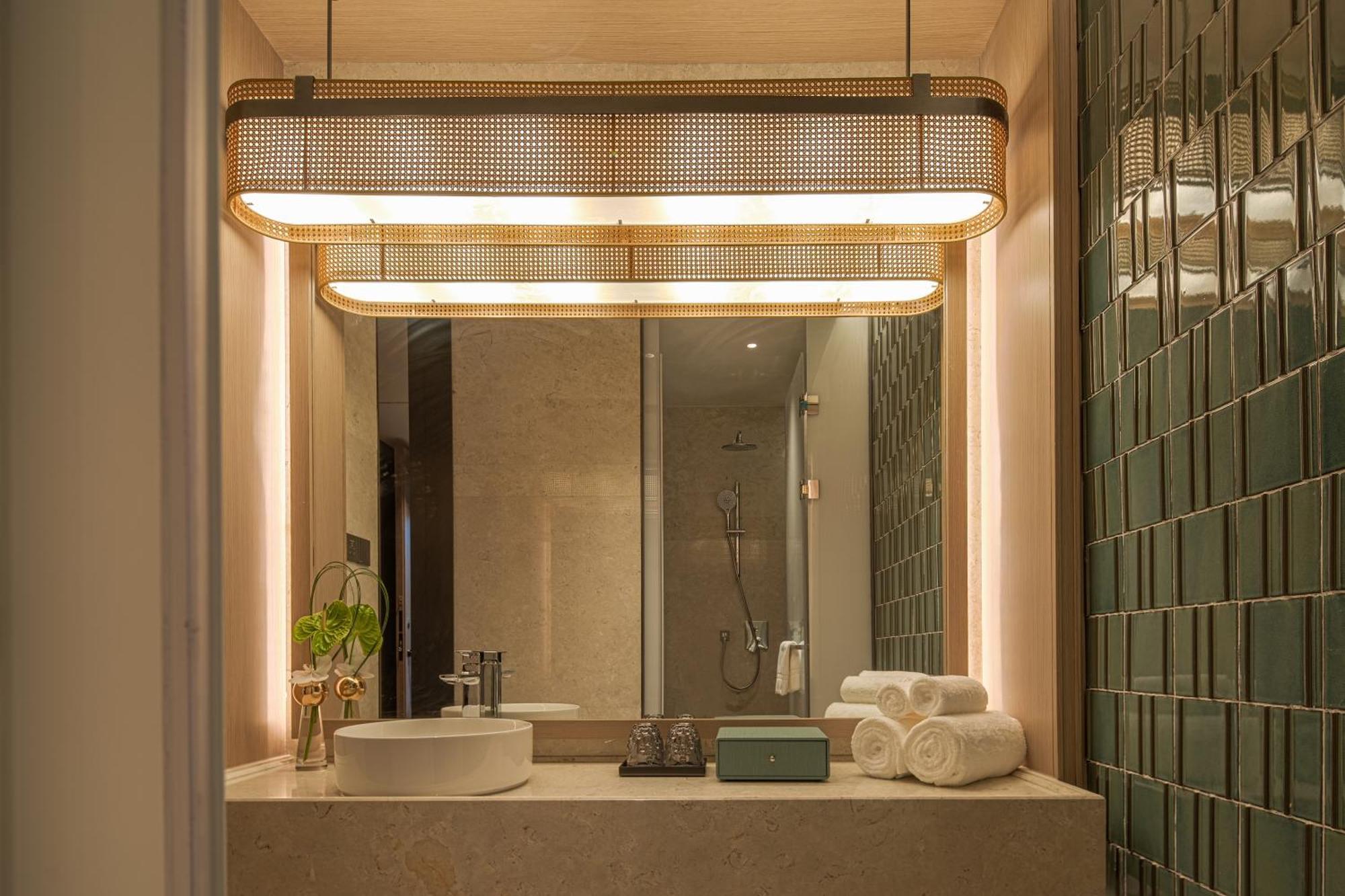 Chengdu Expo Waterfall Hotel - Mgallery Collection Esterno foto