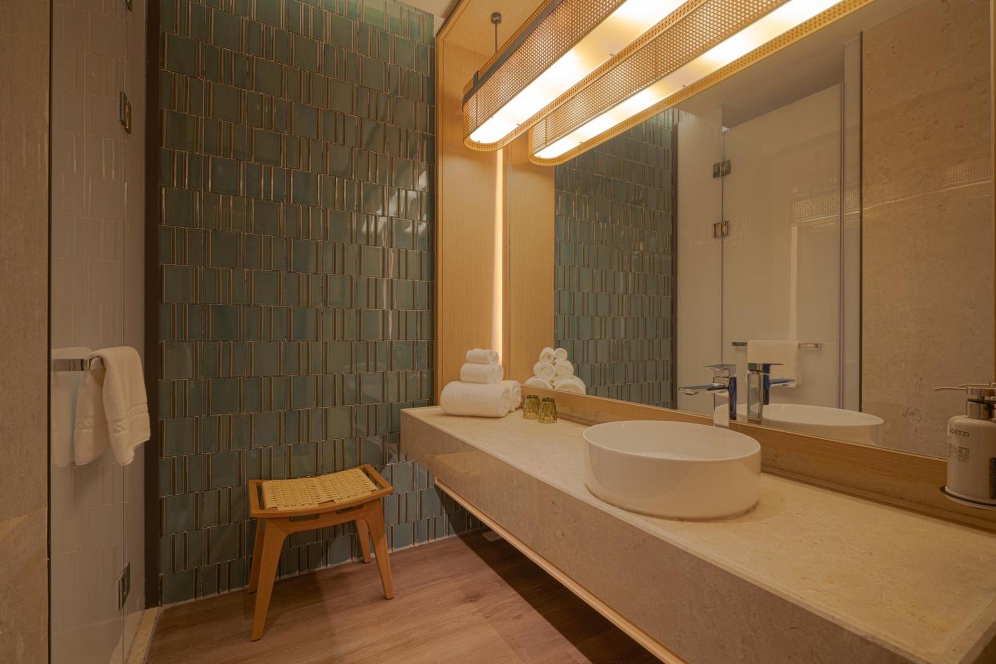 Chengdu Expo Waterfall Hotel - Mgallery Collection Esterno foto